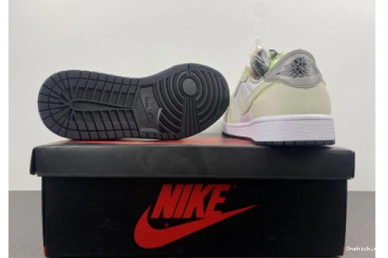 DM7837-103 AIR DM7837-103 WHITE NewStyle JORDAN GHOST 156 GREEN-BLACK LOW 1 OG 0523